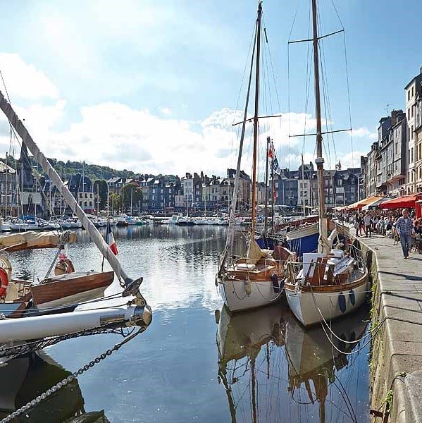 Le Vieux Bassin, port de plaisance