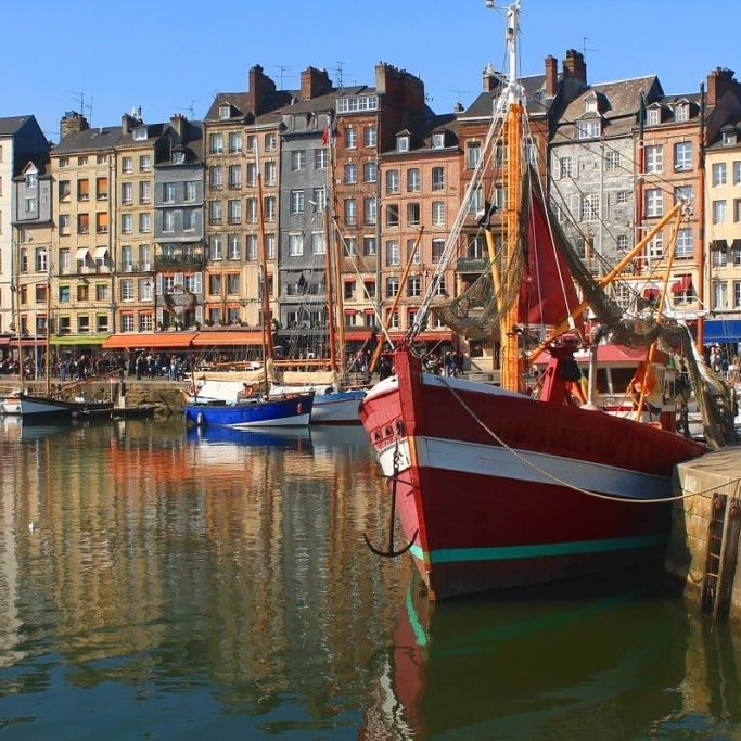 Le Vieux Bassin, port de plaisance